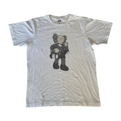 Kaws x Uniqlo T-Shirt